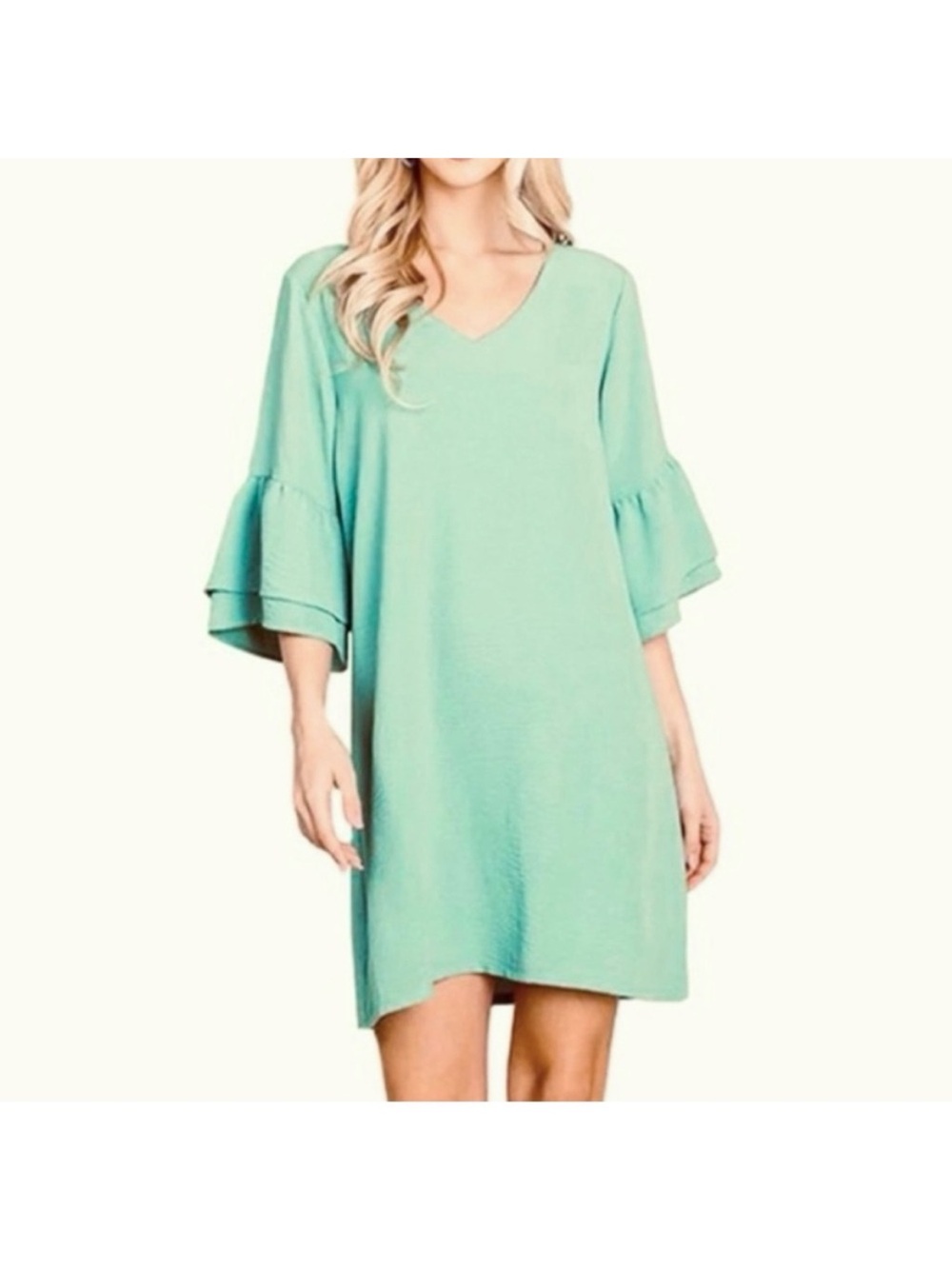 Belongsci-V-Neck Flounce Ruffle Sleeve
Shift Dress- Size: Small